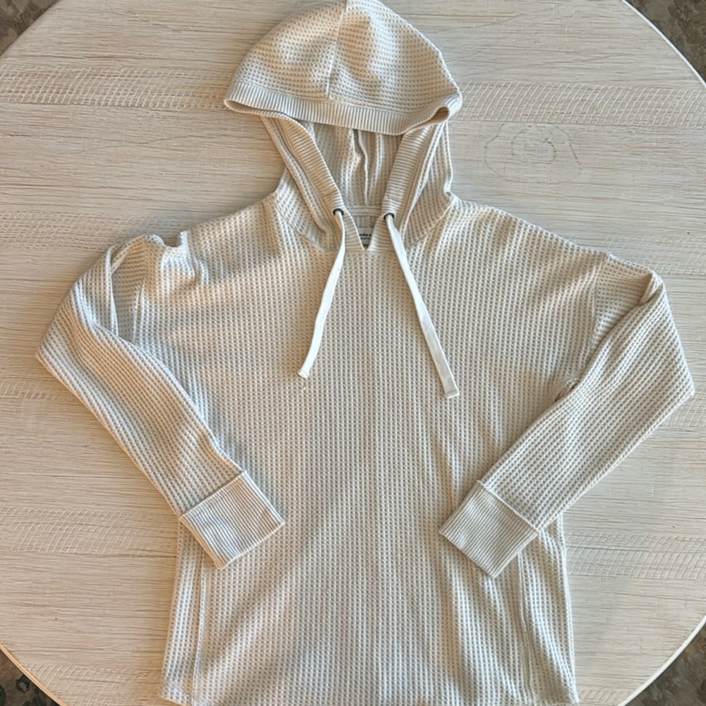 Abercrombie & Fitch White Waffle Sweatshirt